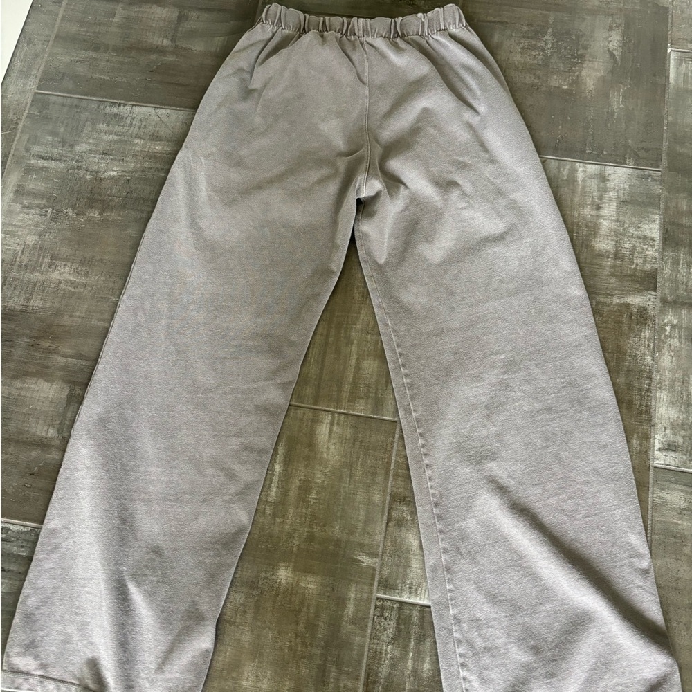 Brandy Melville wide leg sweat pants